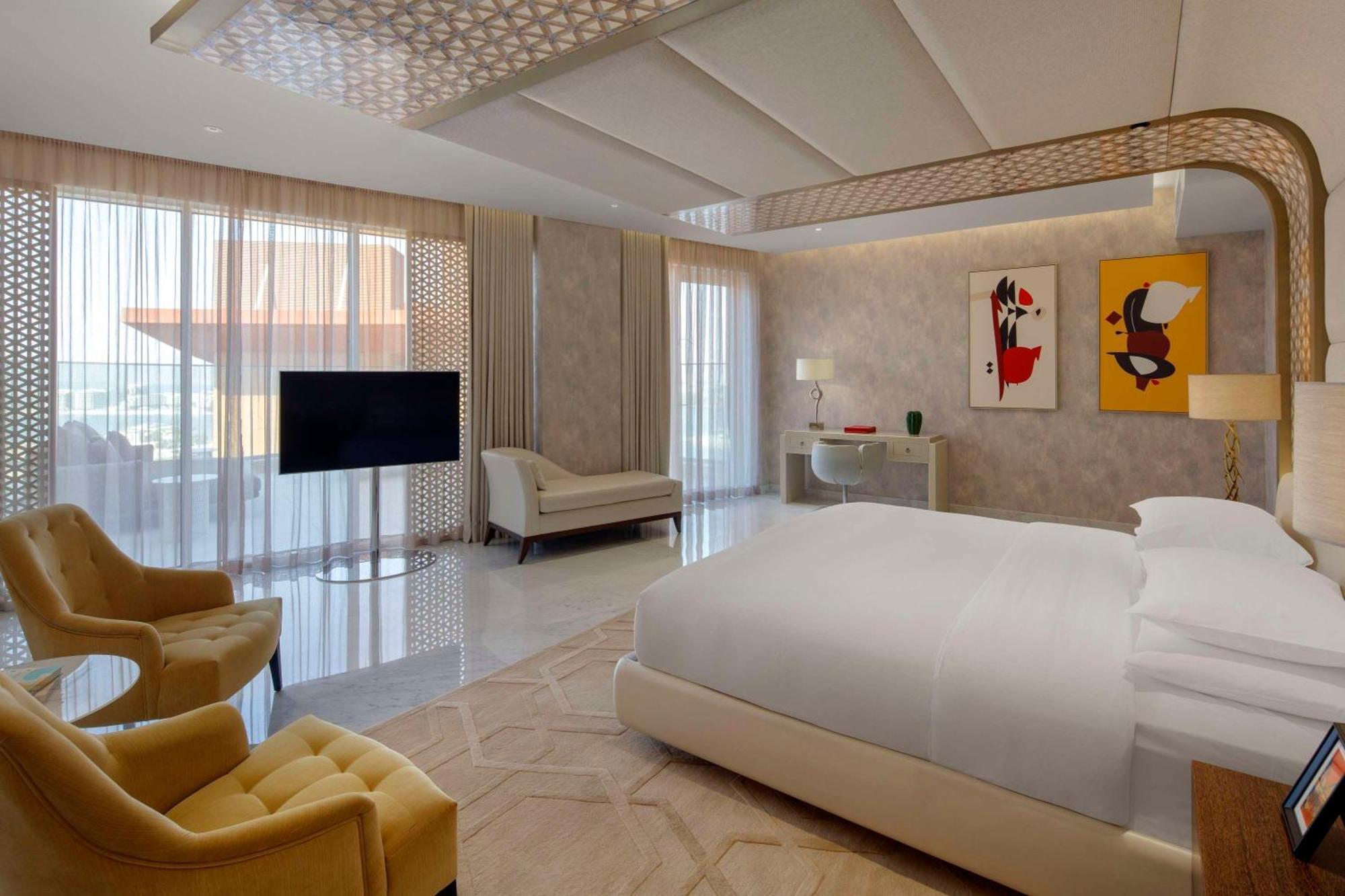 Andaz Dubai The Palm, By Hyatt Hotel ภายนอก รูปภาพ A bedroom at the hotel
