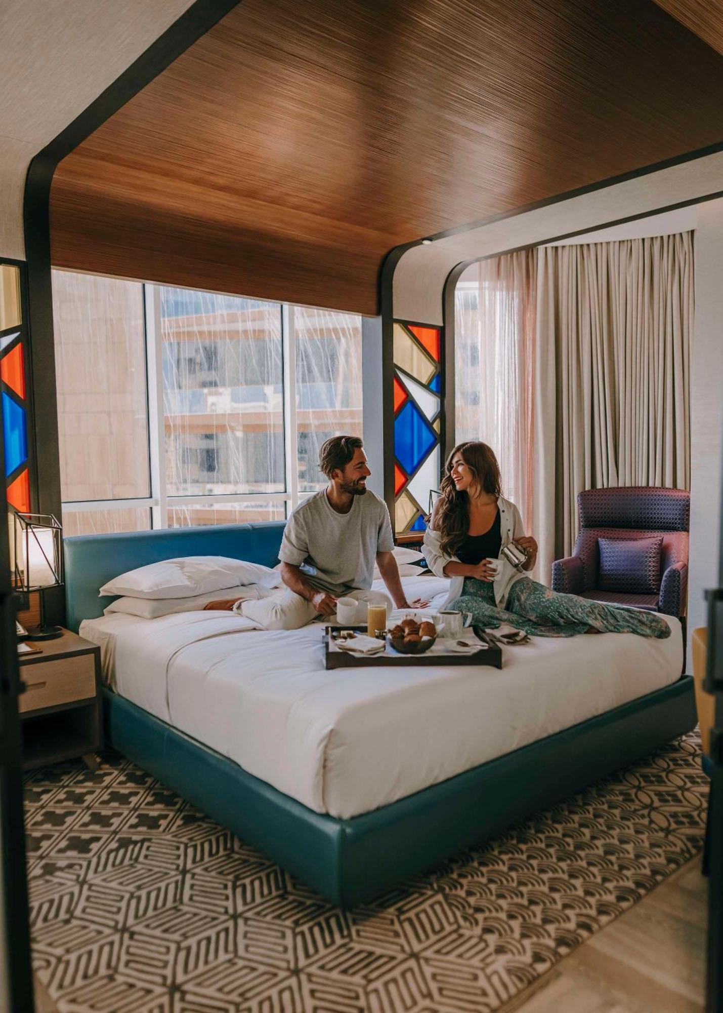 Andaz Dubai The Palm, By Hyatt Hotel ภายนอก รูปภาพ A room at the hotel